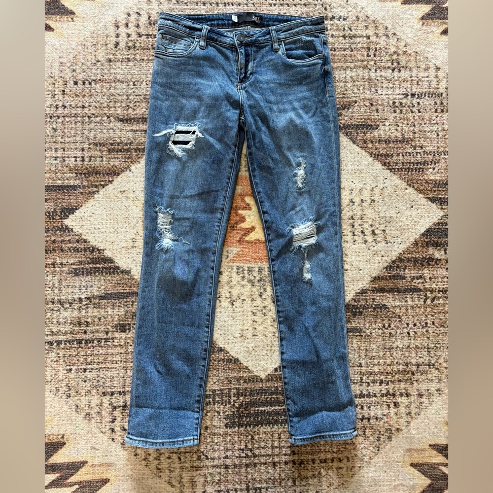 Kut from the Kloth Catherine Boyfriend Distressed Jeans size 4